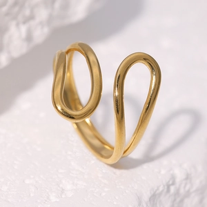Minimalist gold wavy line open ring in polished stainless steel for women fashion