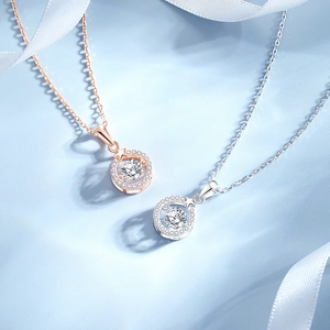 Moissanite S925 silver star pendant necklace in rose gold and silver on white silk