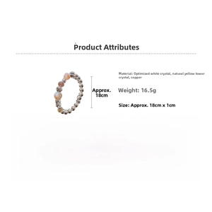 Vue détaillée du bracelet de perles avec cristaux clairs et pierres de quartz fantôme
