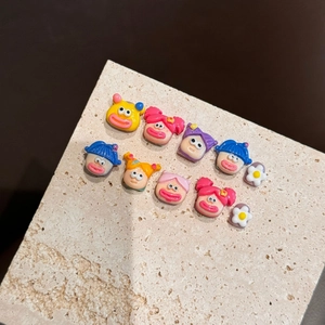 Breloques en résine pour filles et accessoires de fleurs blanches pour faux ongles
