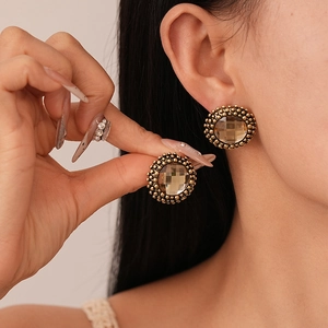 Vintage French style round flower earrings with champagne crystals and gold bead edges