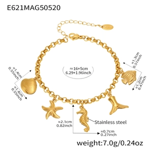 Spécifications de taille pour un bracelet à breloques océan en acier inoxydable doré