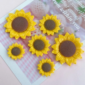Sunflower Resin Flatback Charms Yellow Flower Cabochons For DIY Crafts Hair Accessories Scrapbooking Jewelry Making