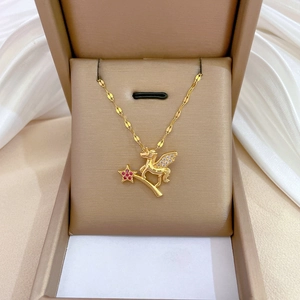 Pegasus Unicorn Star Wing Pendant Necklace Stainless Steel Gold Plated Copper Zircon Elegant Clavicle Chain Jewelry