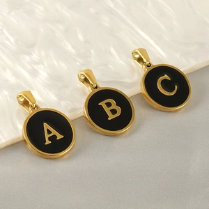 Collier Pendentif Initiale En Acier Inoxydable Plaqué Or 18K Pour Femmes Collier Lettre Disque Rond Coquille Émail