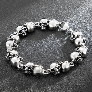 Retro silver titanium steel skull link bracelet for men with gothic punk aesthetics