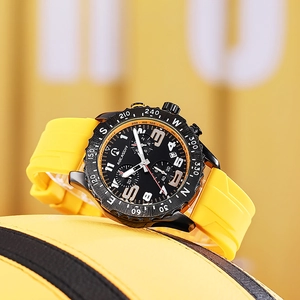 Orologio al quarzo sportivo da uomo con cinturino in silicone giallo e quadrante multifunzione