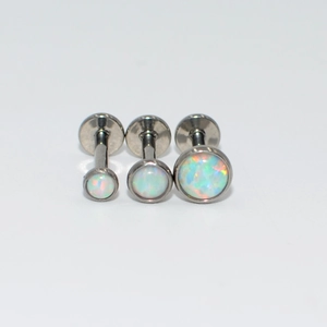 Detailed comparison of three sizes of opal labret studs with G23 titanium silver posts
