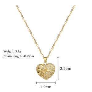 Vue détaillée du collier pendentif cœur avec dimensions et spécifications de poids 5,1g