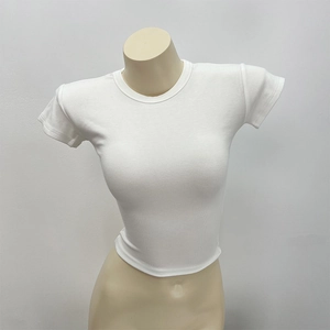 Eng anliegendes weißes Modal Sport T-Shirt mit Rundhalsausschnitt für Damen