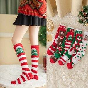 Weihnachten Kniestrümpfe Damen Korallenfleece Verdickt Warm Innenboden Socken Weihnachtsmann Rentier Muster Festlich