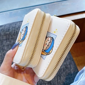 Chic anti-degaussing card holder with Girl with a Pearl Earring cartoon illustration