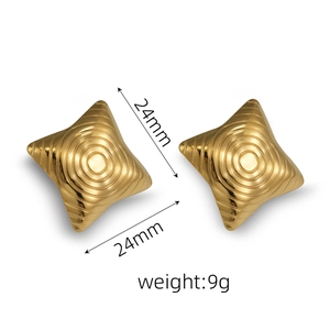 Detail of 24mm gold starfish-textured square stud earrings showing size and 9g weight