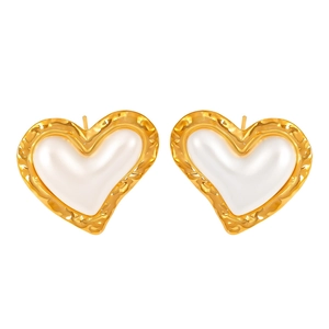 French style 18K gold plated heart stud earrings with elegant white bead inlay