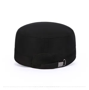 Detail of winter flat cap for men featuring adjustable metal buckle and breathable black mesh