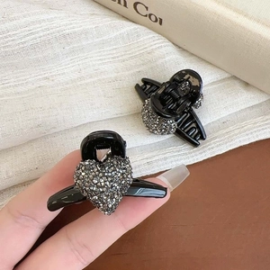 Elegant black heart hair clips with sparkling grey crystals for women hair accessories