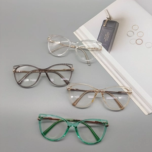 Chic cat-eye TR90 frames with hollow metal temples in four assorted colors for women