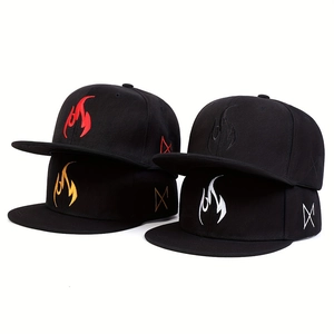 Flame Embroidered Hip Hop Flat Brim Baseball Cap Unisex Streetwear Outdoor Sunshade Cotton Snapback Hat For Men Women
