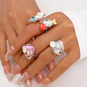 Colorful bohemian resin rings set with shell butterfly and flower charms for women