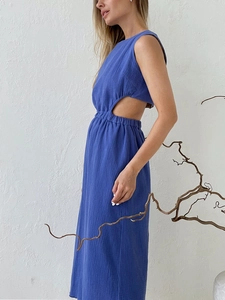 Navy blue sleeveless midi dress in textured crepe with waist cut-outs and elastic details