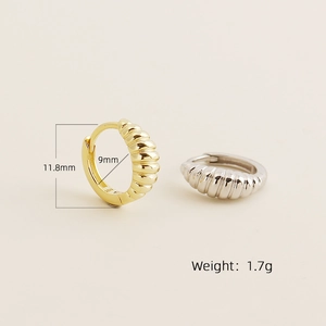 Chic S925 sterling silver croissant hoop earrings with ribbed texture in gold and silver