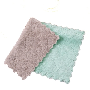 Set of thick absorbent microfiber dishcloths in pink and green with wavy edges