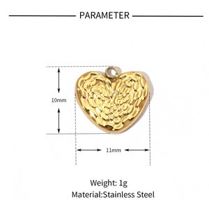 Technical dimensions of a 10x11mm heart pendant in gold-plated stainless steel