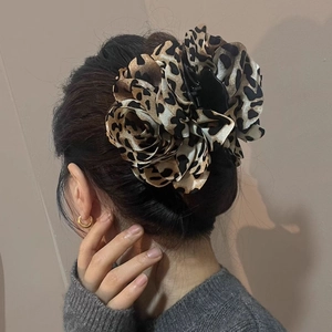 Leopard Print Fabric Flower Hair Claw Clip Large Vintage Acrylic Hairpin Hair Accessories For Women