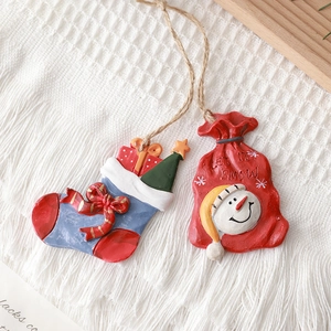 Resin Christmas Hanging Ornaments Snowman Santa Sleigh Stocking Holiday Tree Decorations Vintage Festive Decor