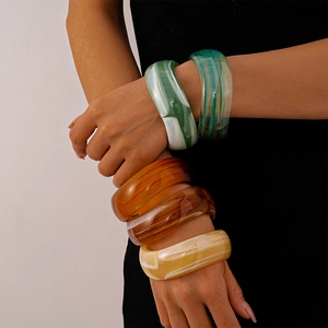 Wide Acrylic Bangle Bracelet For Women Oversized Resin Chunky Geometric Marble Texture Tortoise Pattern Retro Cuff