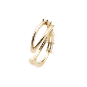 Überkreuzter goldener Doppelring mit funkelnden Zirkonia in einem modernen offenen Design