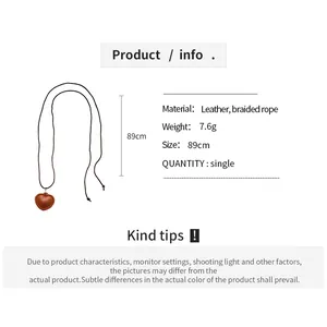 Tableau des tailles montrant la longueur de 89 cm et le poids de 7,6 g du collier
