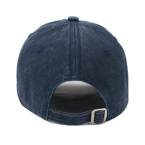 Vintage gewaschene Baseballkappe aus Denim mit Stickerei und Metallschließe