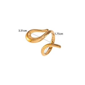 Detail view of gold snake-shaped open ring showing dimensions 3.31cm height and 3.1g weight