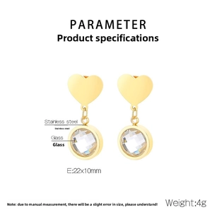 Detailed view of heart-shaped gold steel earrings with size 22x10mm and 4g weight specs