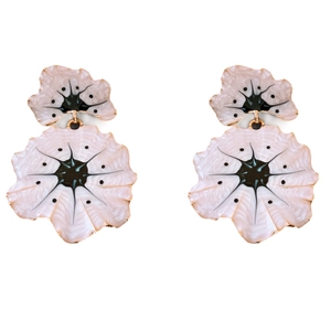 Vintage style golden ginkgo flower earrings with pink enamel and black center detail