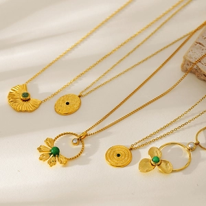 Gold plated stainless steel necklaces with clover flower pendants and natural green stones