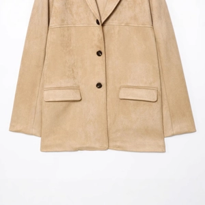 Women's autumn faux suede blazer in camel with notch lapel and classic flap pockets