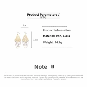 Dimensions détaillées des boucles d'oreilles bohèmes en métal et verre, 4cm x 9.5cm