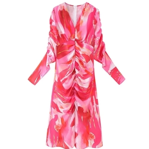 Robe ajustée à manches longues avec imprimé floral abstrait rose et décolleté en V