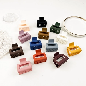 Square Hair Claw Clips Matte Nonslip Hollow Geometric Hair Catch Minimalist Hair Accessories For Women Girls
