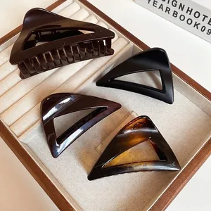 Large Geometric Triangle Hair Claw Clip Minimalist Hollow Acrylic Resin Elegant Hair Accessory For Women