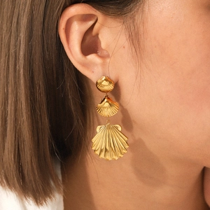 18K gold stainless steel triple shell stud earrings for women with ocean style