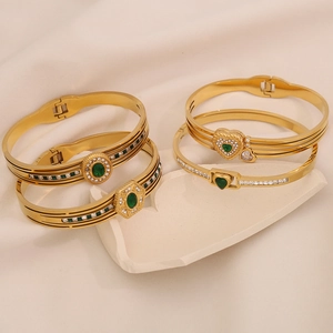 Bracelets vintage en acier inoxydable doré avec verre émeraude et cristaux géométriques