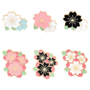Niedliche Emaille-Pins Kirschblüten-Set in Rosa und Schwarz für Taschen und Kleidung