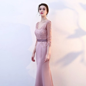 Elegant pink mermaid evening dress with V-neck lace bodice and satin fishtail silhouette