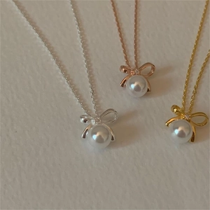 Elegant 925 sterling silver bow pearl necklace in silver, rose gold and gold finishes