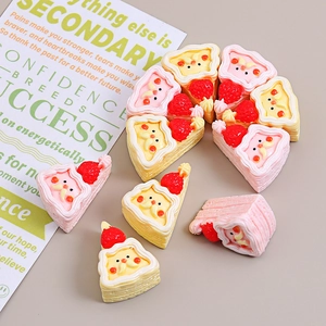 Weihnachtsmann Erdbeerkuchen Harz Charms Für DIY Handwerk Creme Kleber Handyhülle Dekoration Niedliche Miniatur Essen Zubehör