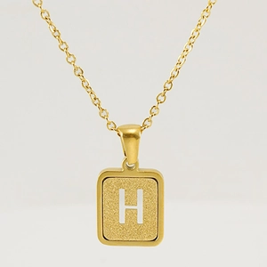 Collier élégant en acier inoxydable plaqué or 18 carats avec pendentif lettre H