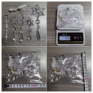 Detailed size and weight measurement of clear acrylic Christmas icicle and snowflake pendants